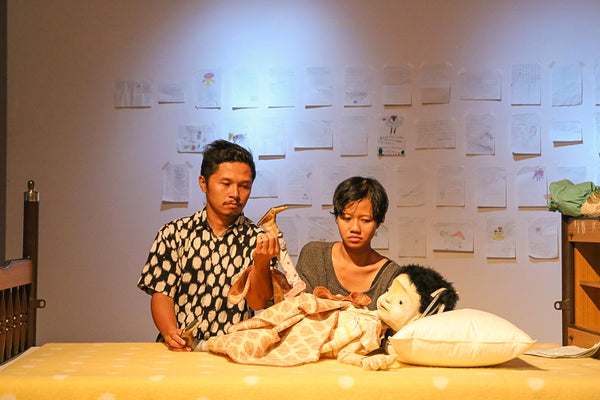 Papermoon Puppet in Yogyakarta: Maria Tri Sulistyani & Irwan Effendi
