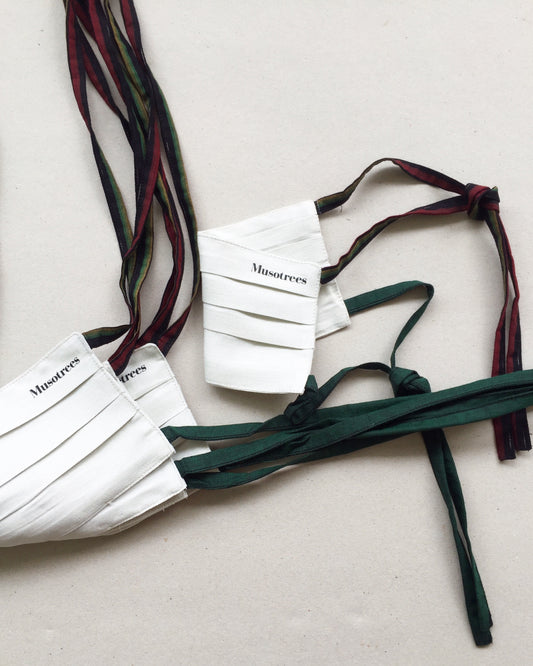 Face Mask Musotrees: Off-White with Ties
