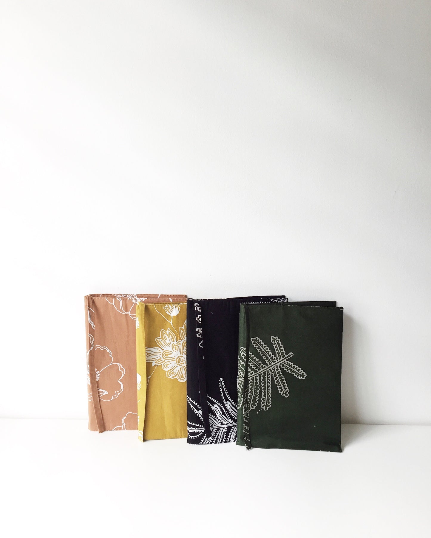 Musotrees - Batik sleeves with Nysakapas