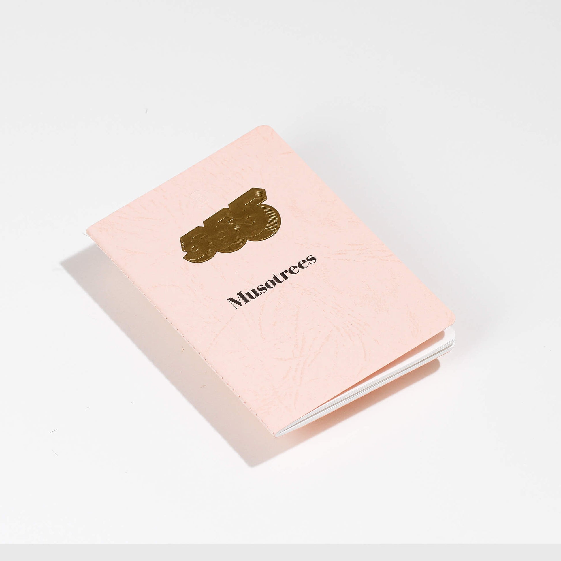 sejarah buku 555 di malaysia. 555 notebook history . travel notebook by Musotrees. a stationery product by ana tomy. best diary book for travel