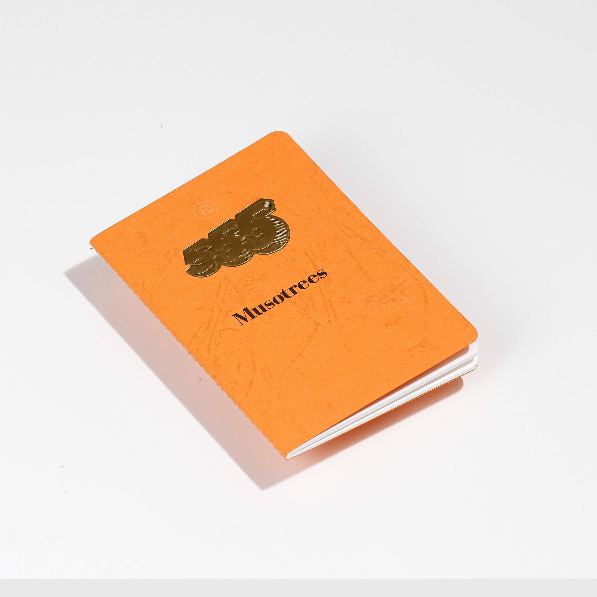 sejarah buku 555 di malaysia. 555 notebook history . travel notebook by Musotrees. a stationery product by ana tomy. best diary book for travel
